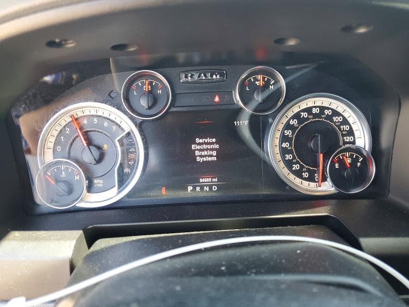2017 RAM 1500 SLT 9