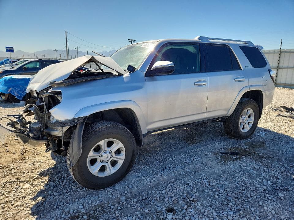 2018 TOYOTA 4RUNNER SR5 - 1