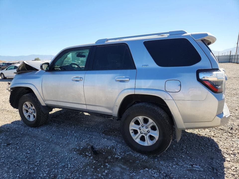 2018 TOYOTA 4RUNNER SR5 2