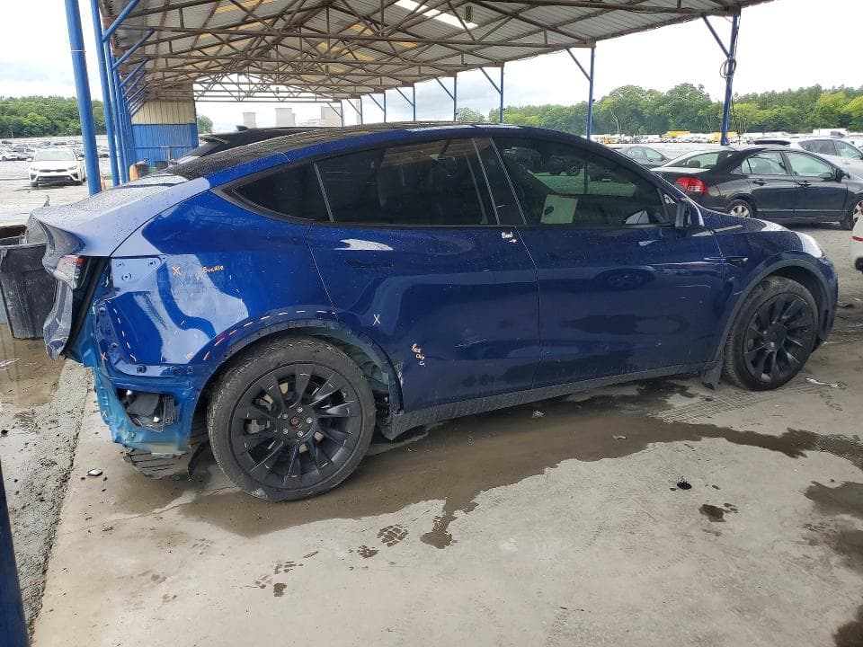 2024 TESLA MODEL Y 3