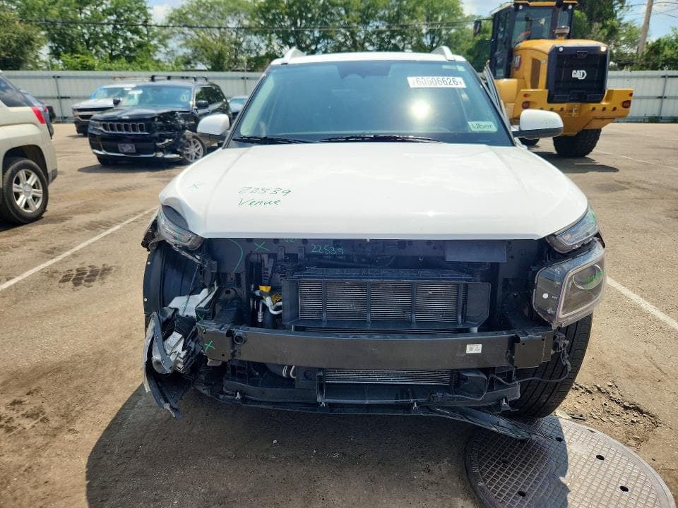 2026 HYUNDAI VENUE SEL 5