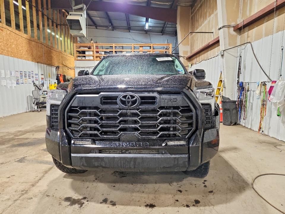 2024 TOYOTA TUNDRA LIMITED 5