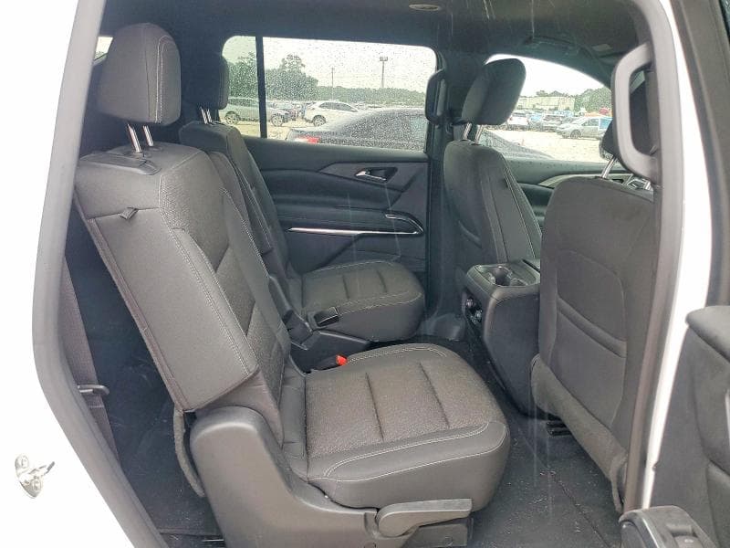 2024 CHEVROLET TRAVERSE LT LT 11