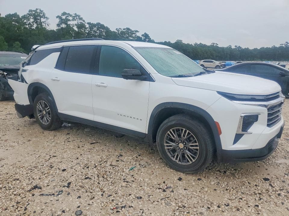 2024 CHEVROLET TRAVERSE LT LT 4