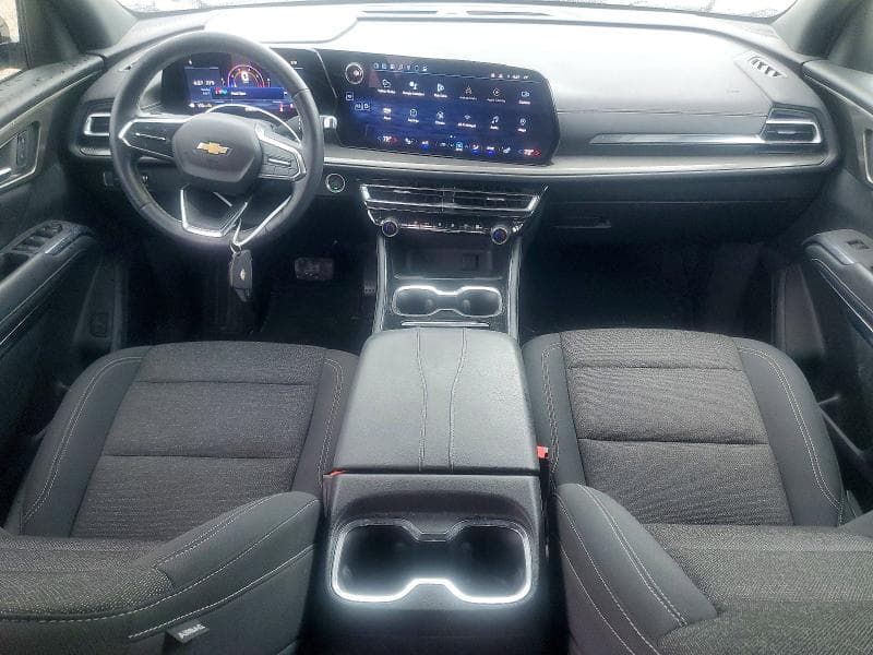 2024 CHEVROLET TRAVERSE LT LT 8