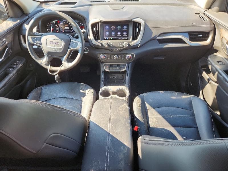 2023 GMC TERRAIN DENALI 8