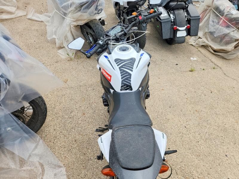 2019 SUZUKI GSX-S750 M M 6