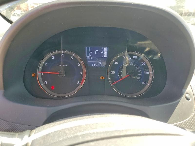 2017 HYUNDAI ACCENT SE 9