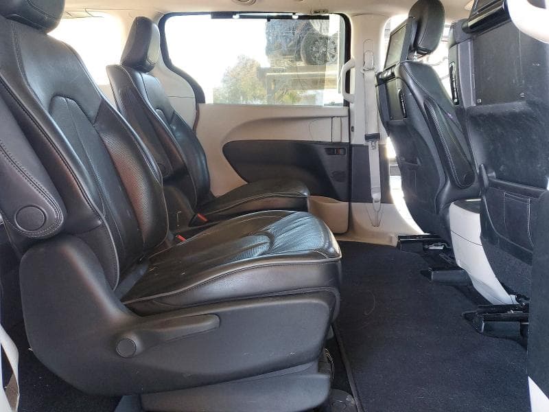 2018 CHRYSLER PACIFICA HYBRID LIMITED 11