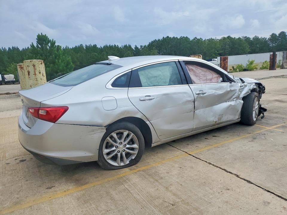 2018 CHEVROLET MALIBU LT 3