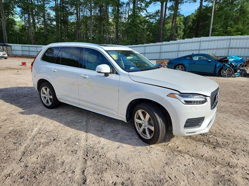 2021 VOLVO XC90 T5 MOMENTUM 4