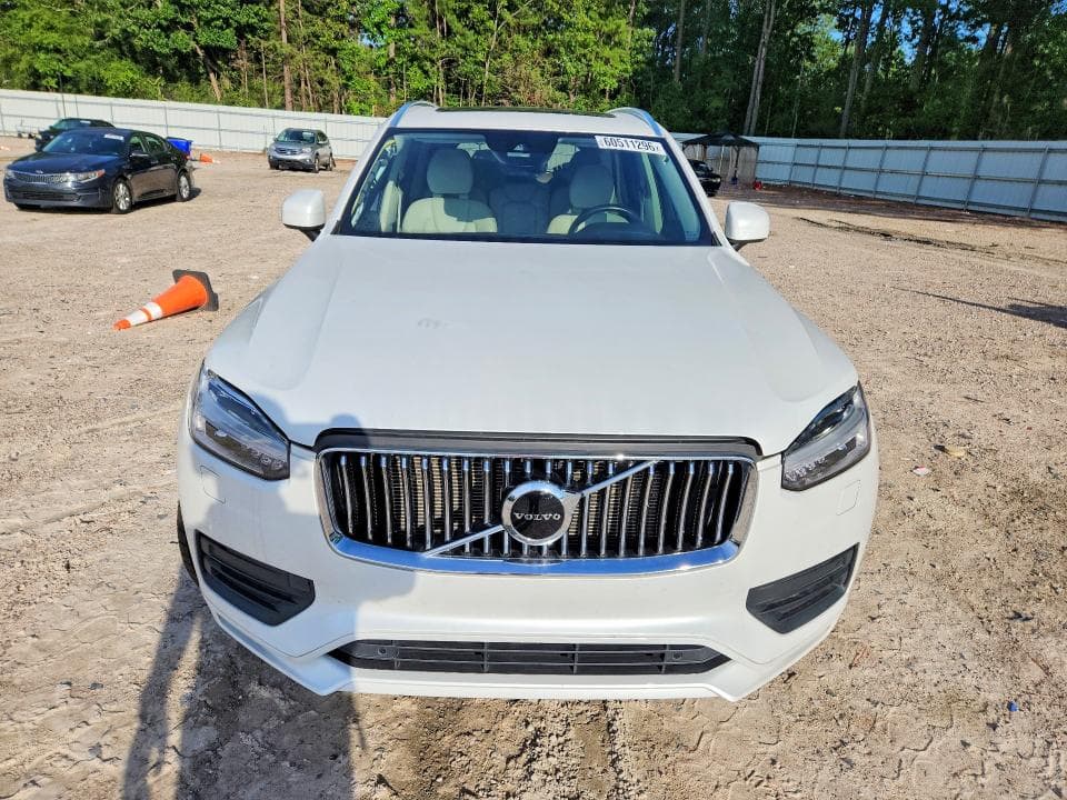 2021 VOLVO XC90 T5 MOMENTUM 5