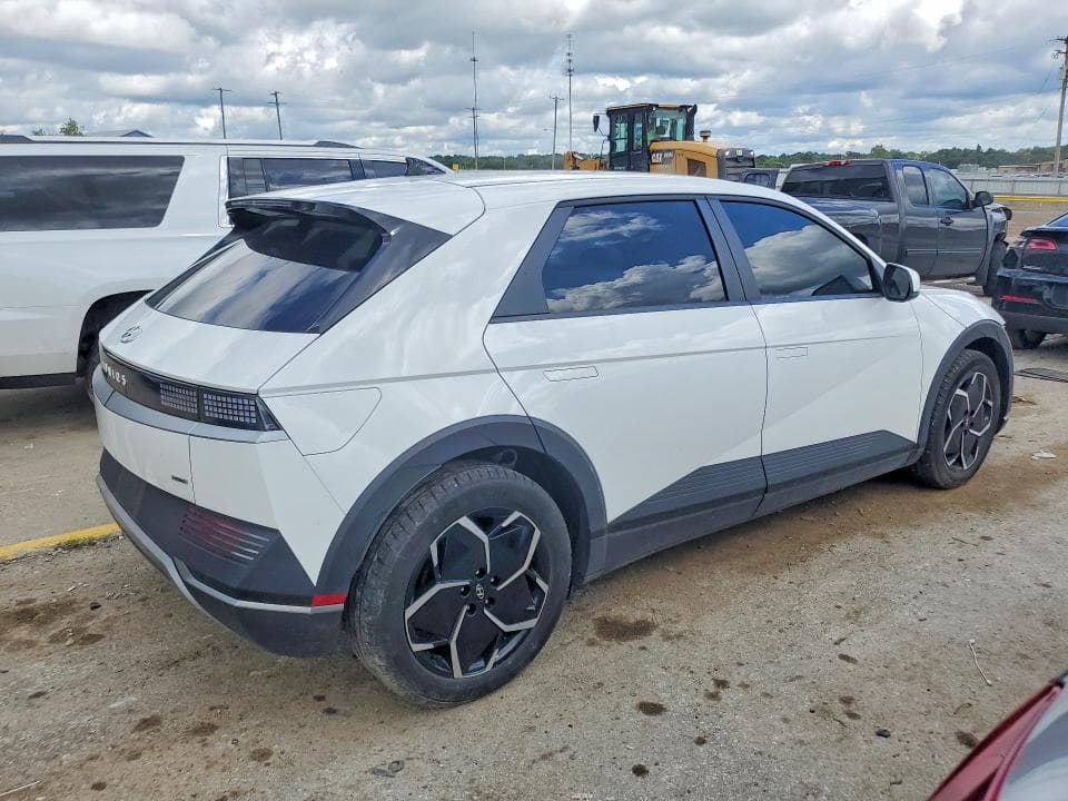 2023 HYUNDAI IONIQ 5 SEL 3