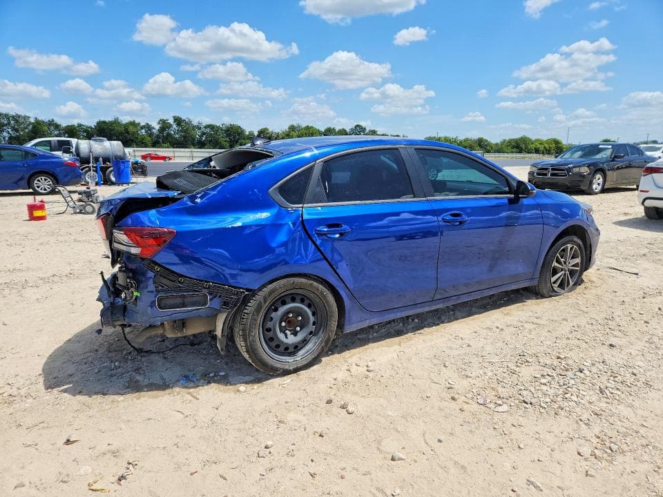 2024 KIA FORTE LXS 3