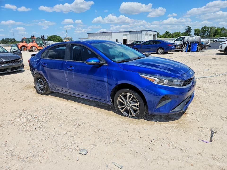 2024 KIA FORTE LXS 4