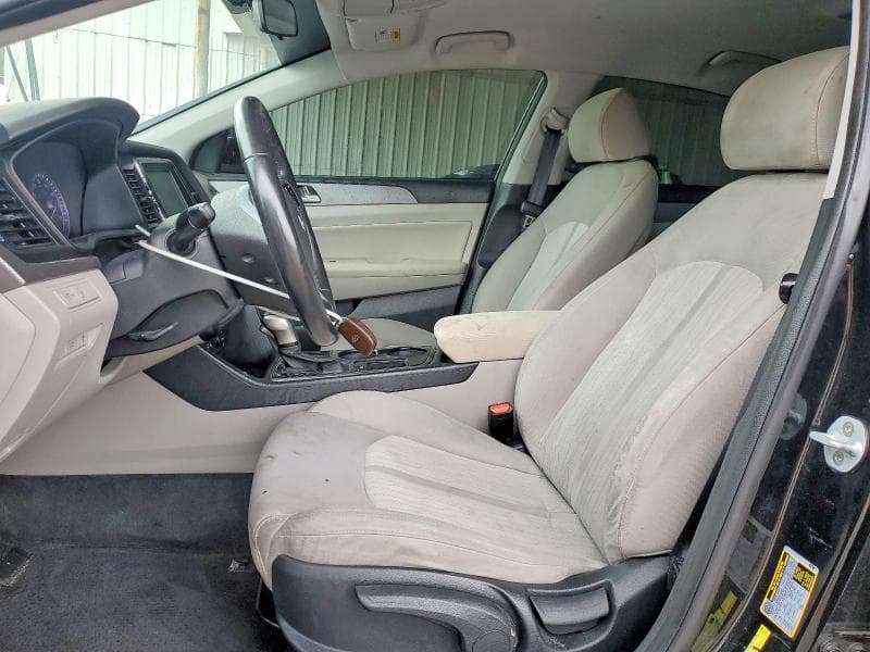 2019 HYUNDAI SONATA HYBRID SE 7