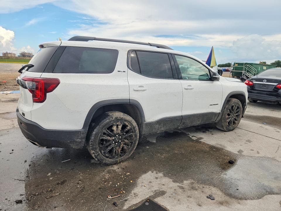 2023 GMC ACADIA SLE 3