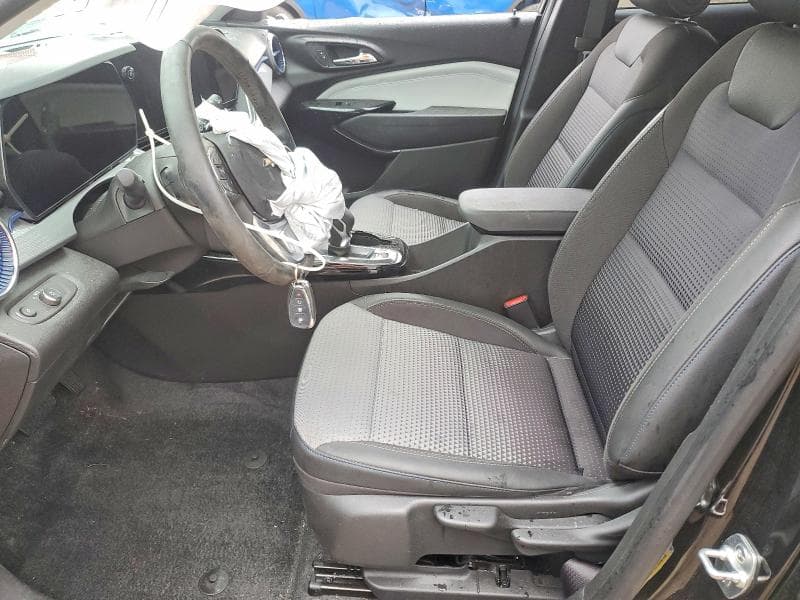 2024 CHEVROLET TRAX 1LT 7