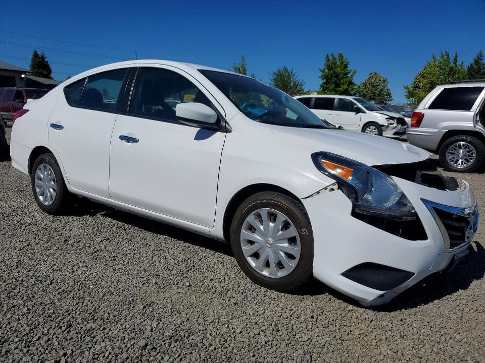2019 NISSAN VERSA SV 4