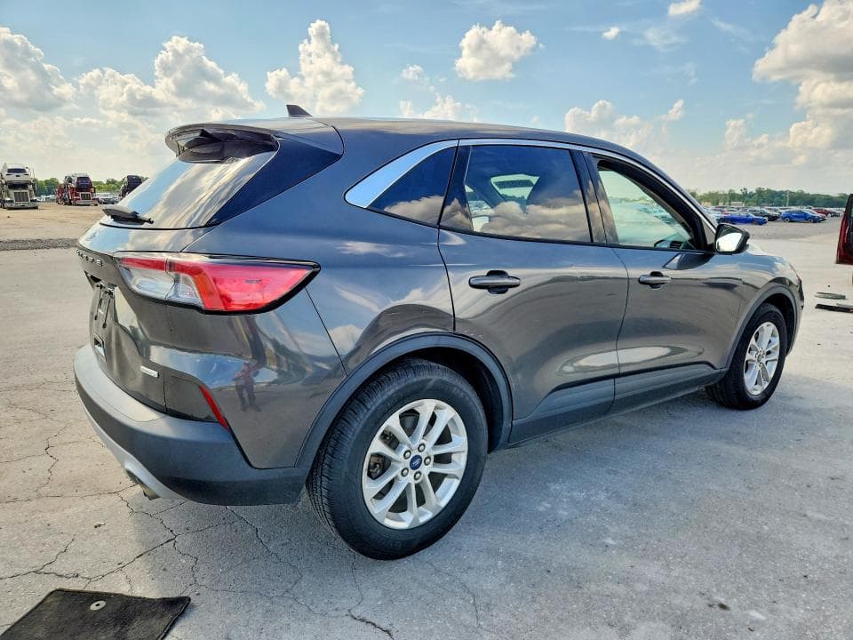 2020 FORD ESCAPE SE SE 3