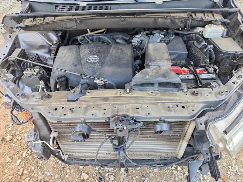 2019 TOYOTA HIGHLANDER XLE 11