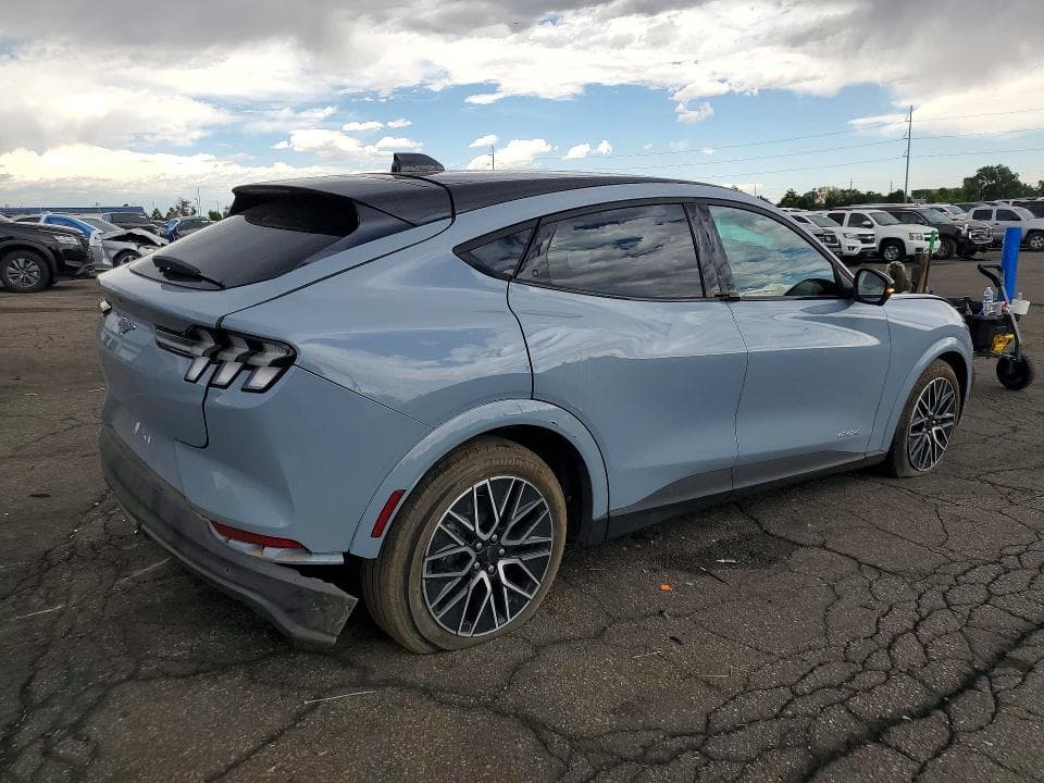 2025 FORD MUSTANG MACH-E PREMIUM 3