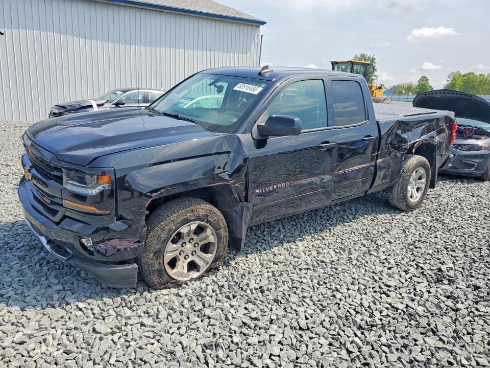 2017 CHEVROLET SILVERADO K1500 LT - 1