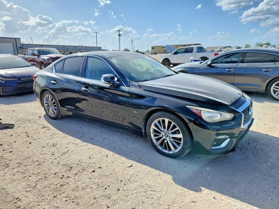 2018 INFINITI Q50 3.0T LUXE 4