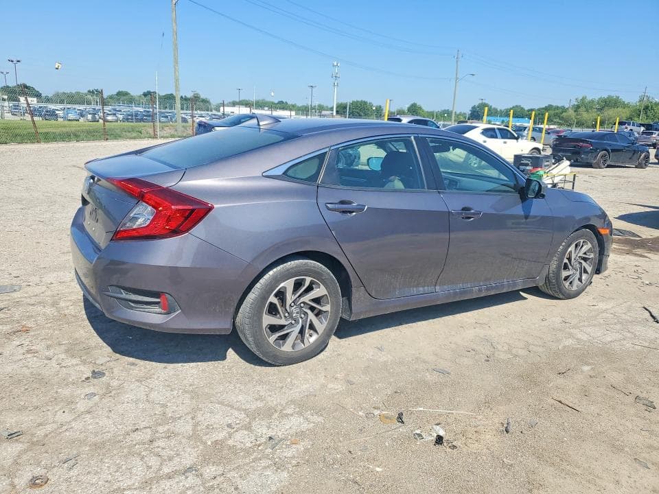 2018 HONDA CIVIC EX 3