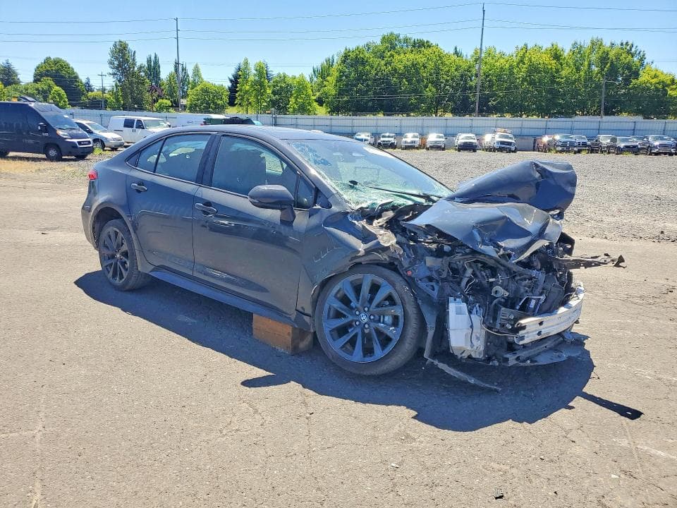 2023 TOYOTA COROLLA SE 4