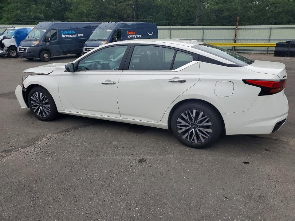 2025 NISSAN ALTIMA SV 2