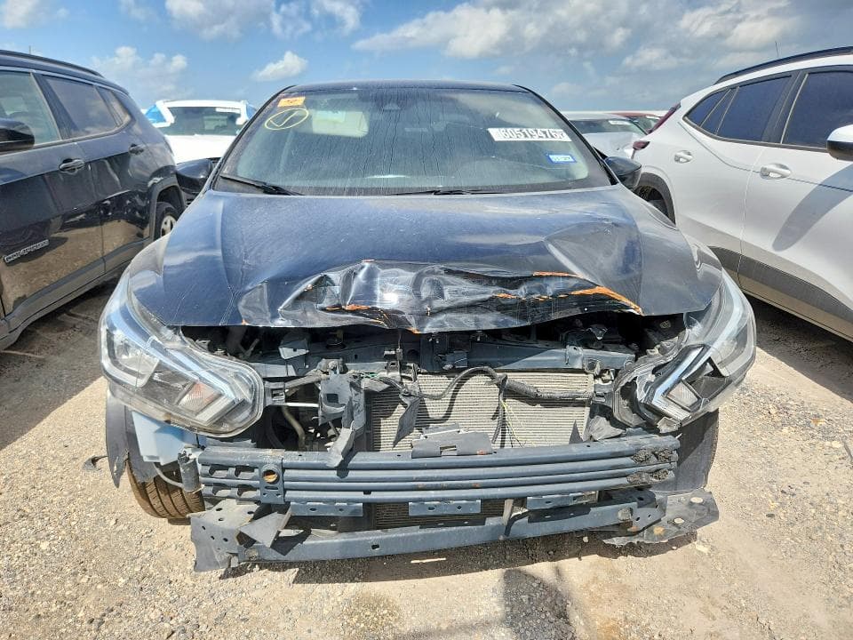 2024 NISSAN VERSA SV 5