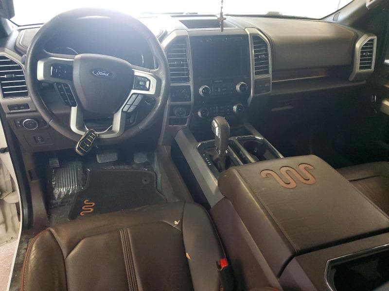 2017 FORD F150 SUPERCREW 9