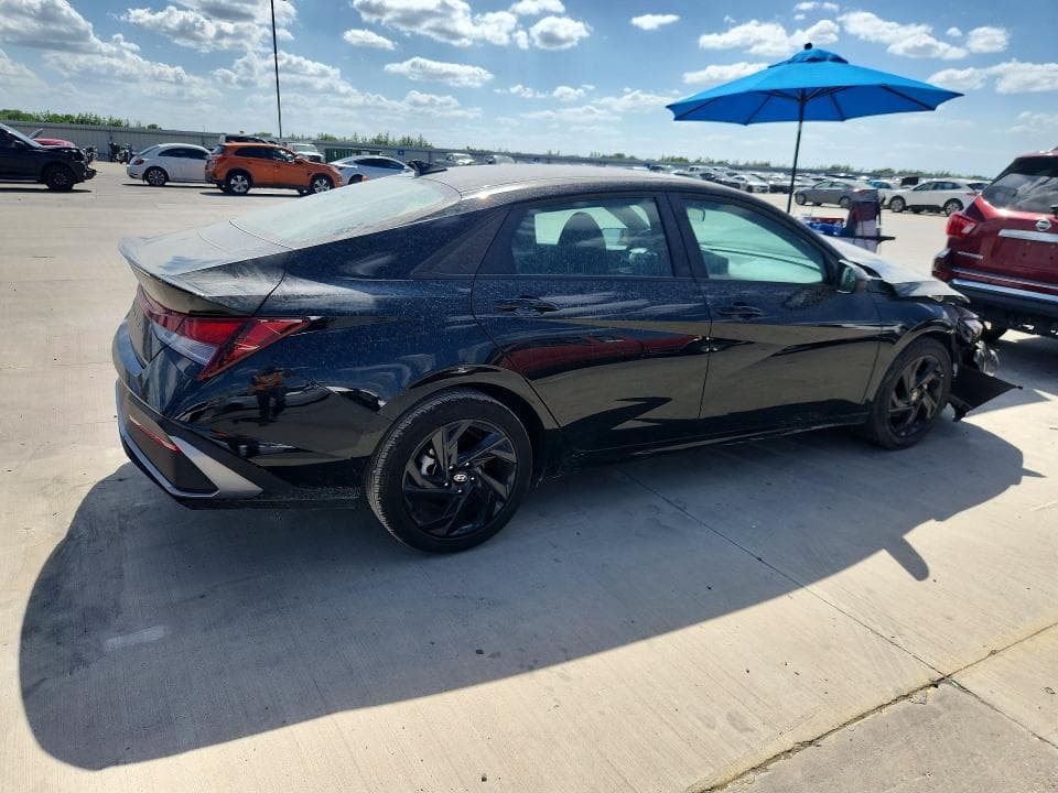 2026 HYUNDAI ELANTRA SEL SPORT 3