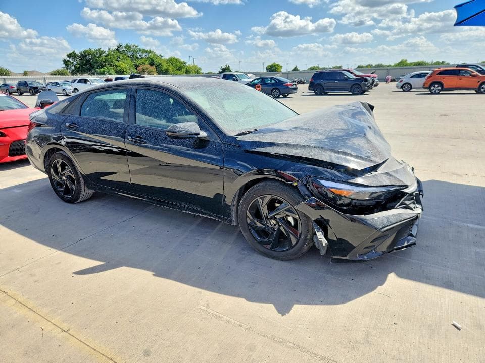 2026 HYUNDAI ELANTRA SEL SPORT 4