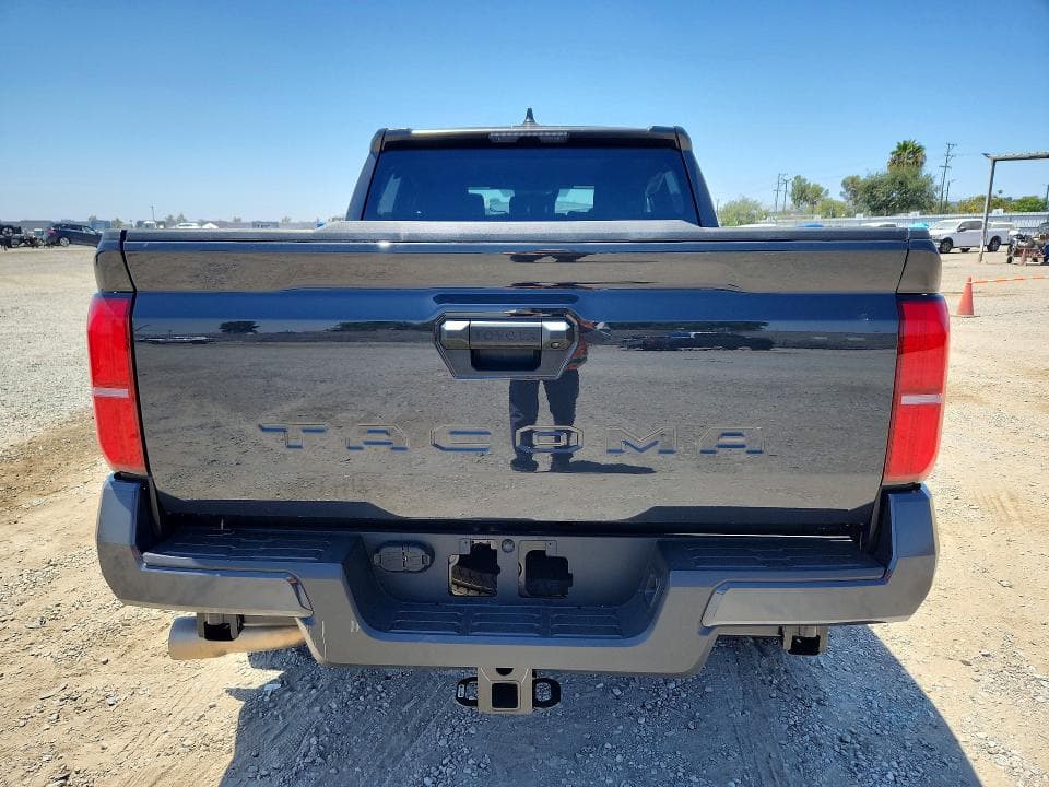 2025 TOYOTA TACOMA SR5 6
