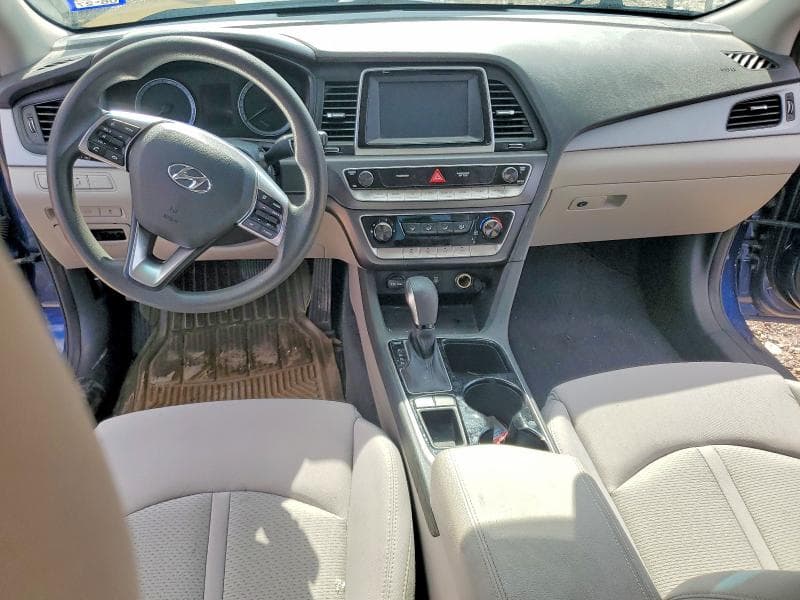 2018 HYUNDAI SONATA SE SE 8