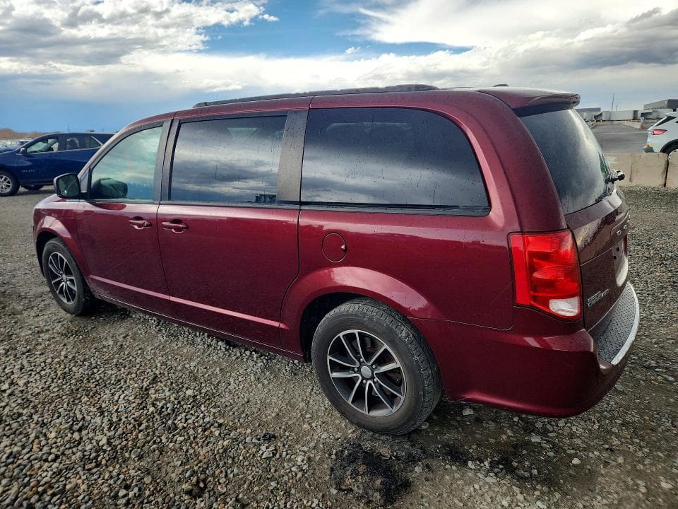 2018 DODGE GRAND CARAVAN GT 2