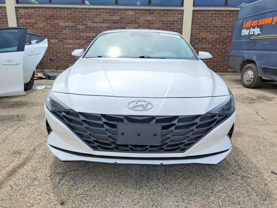 2023 HYUNDAI ELANTRA SEL SEL 5