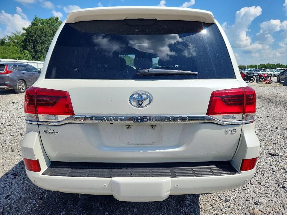 2021 TOYOTA LAND CRUISER BASE 6