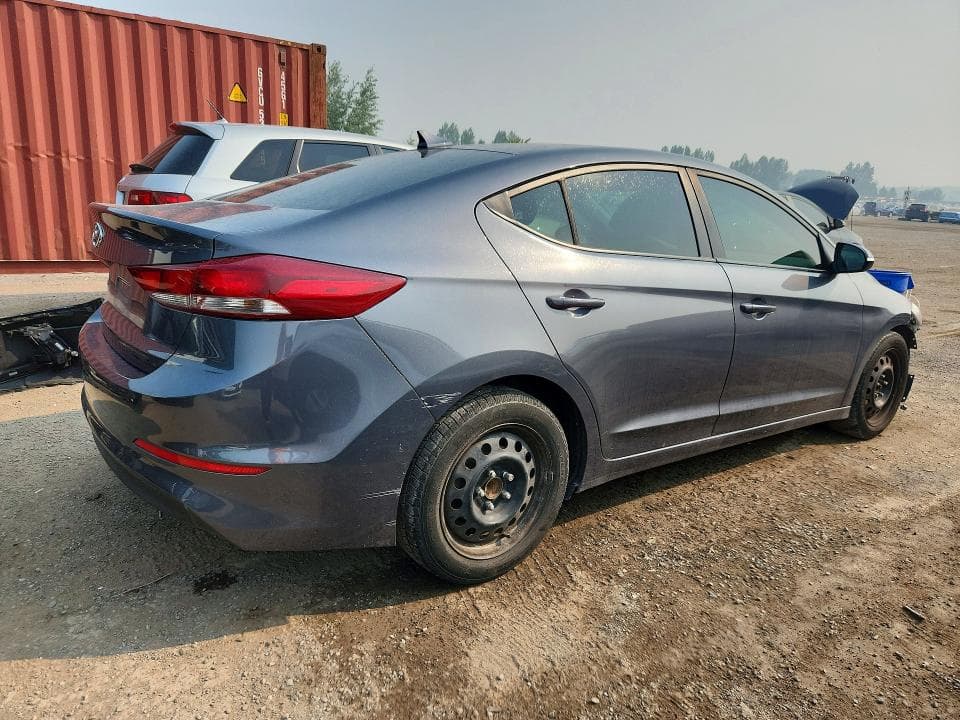 2017 HYUNDAI ELANTRA SE 3