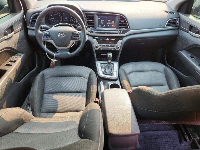 2017 HYUNDAI ELANTRA SE 8