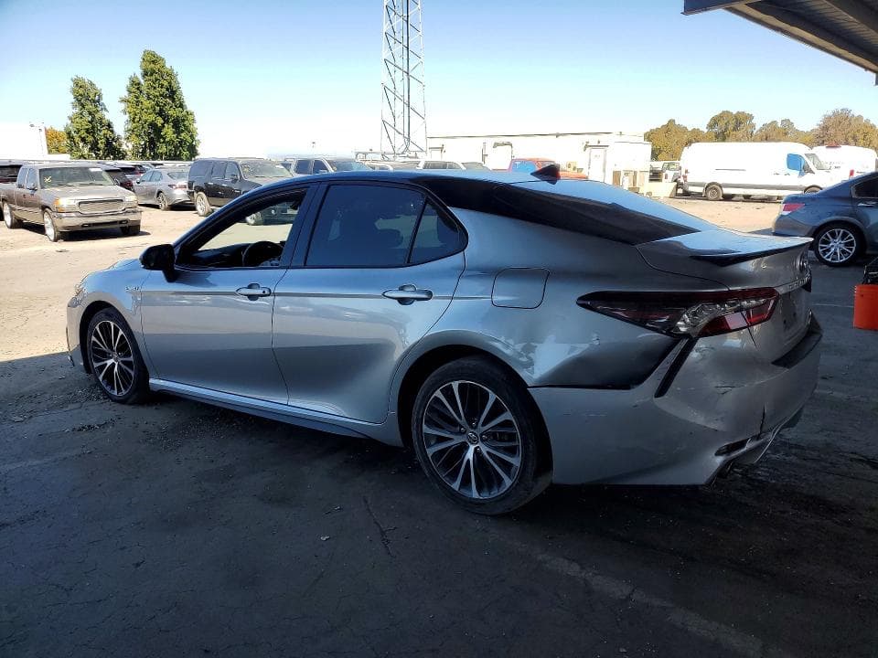 2021 TOYOTA CAMRY XSE 2