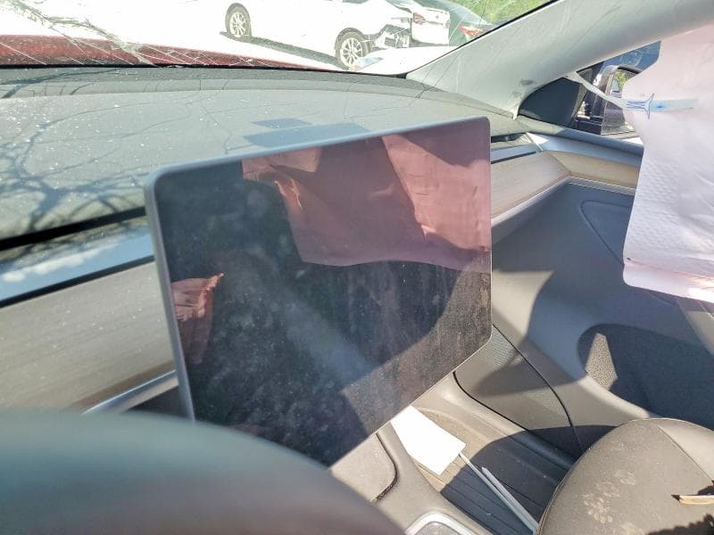 2023 TESLA MODEL Y 9