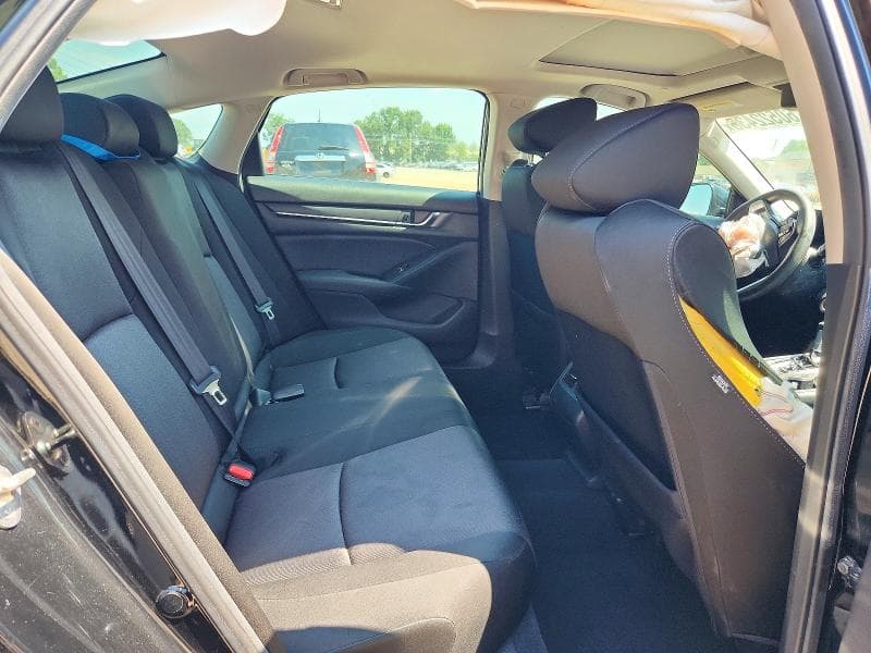 2019 HONDA ACCORD EX EX 10