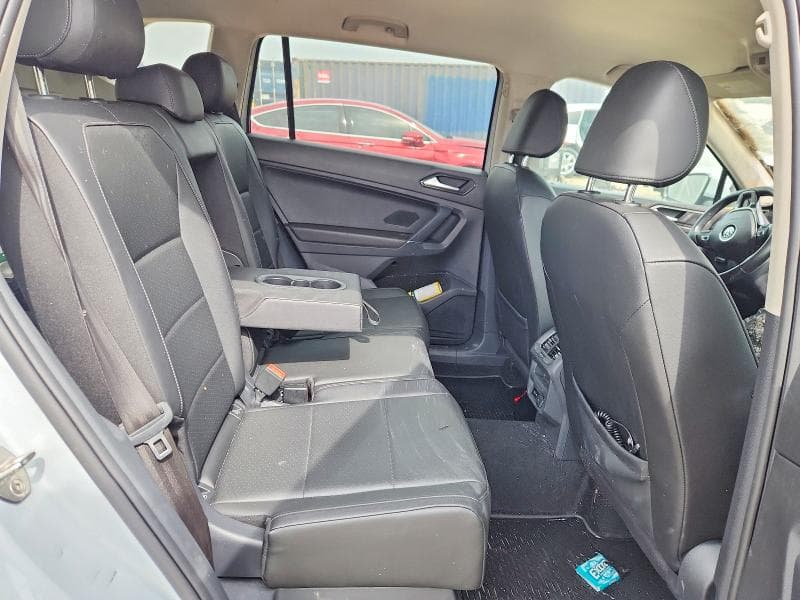 2018 VOLKSWAGEN TIGUAN SE/SEL 11