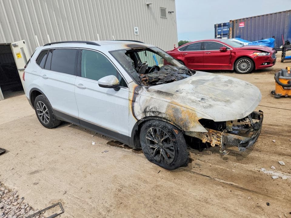 2018 VOLKSWAGEN TIGUAN SE/SEL 4
