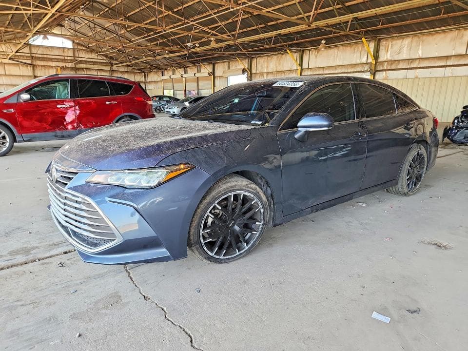 2022 TOYOTA AVALON XLE - 1