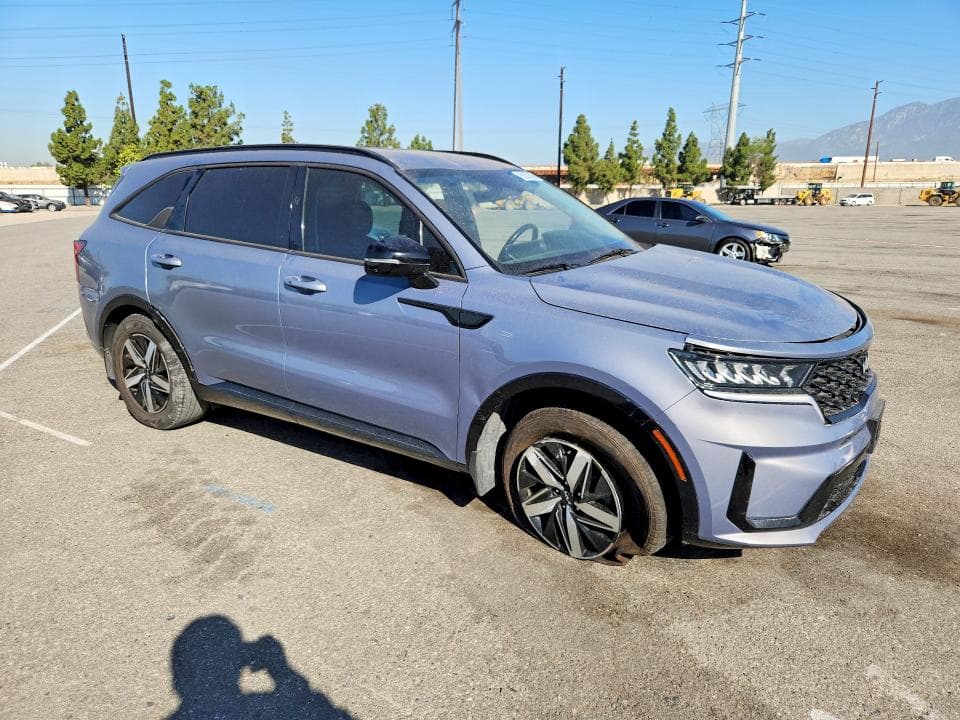 2022 KIA SORENTO EX 4