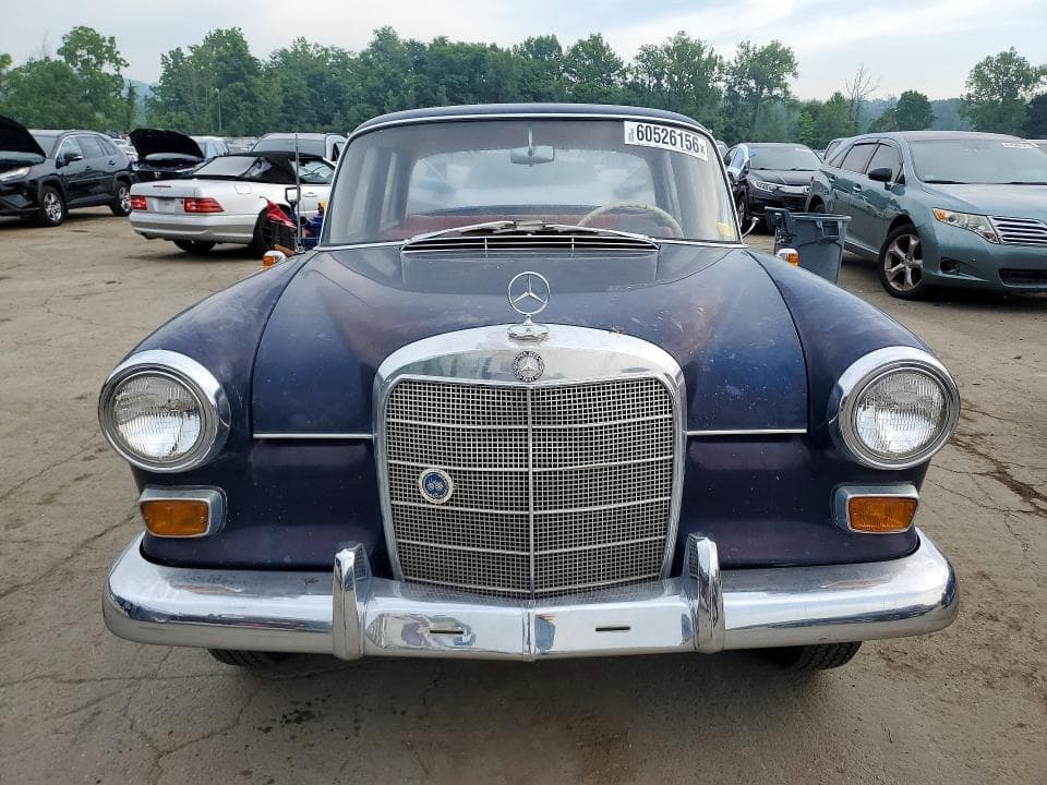 1965 MERCEDES-BENZ 190 E 5